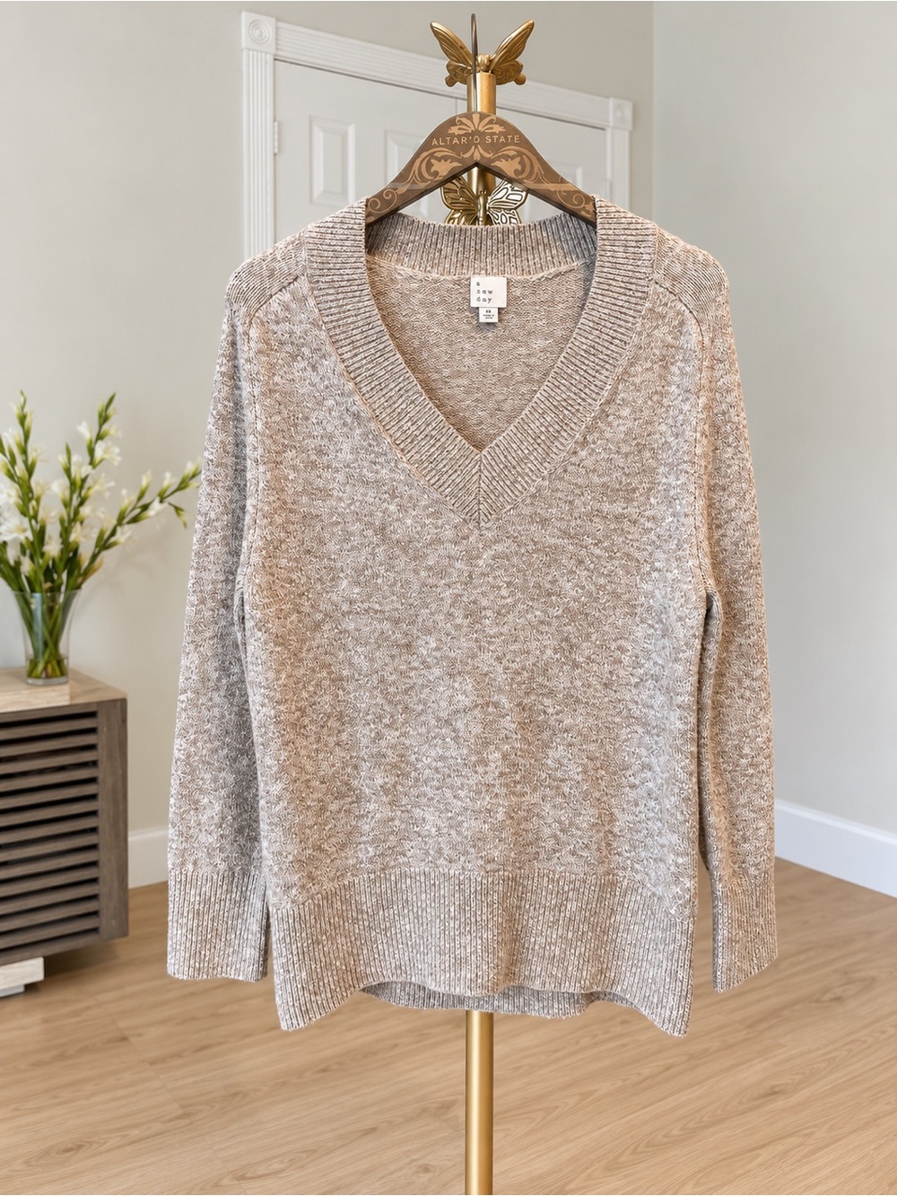 A New Day Women’s Airy Knit V-Neck Pullover Sweater Oatmeal Beige